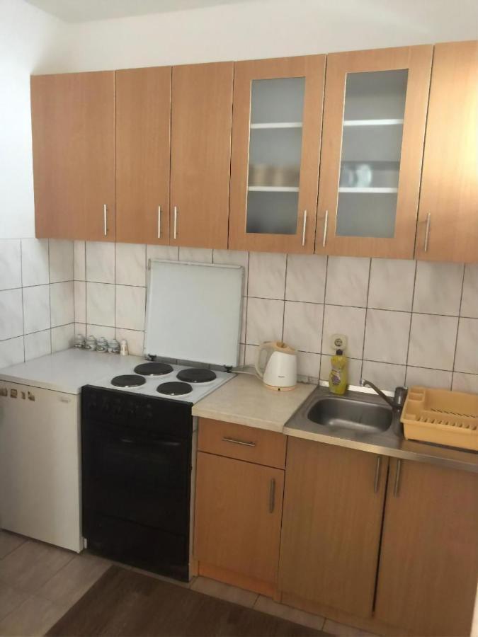 Cheap House Near The Center Of The City Мостар Екстериор снимка